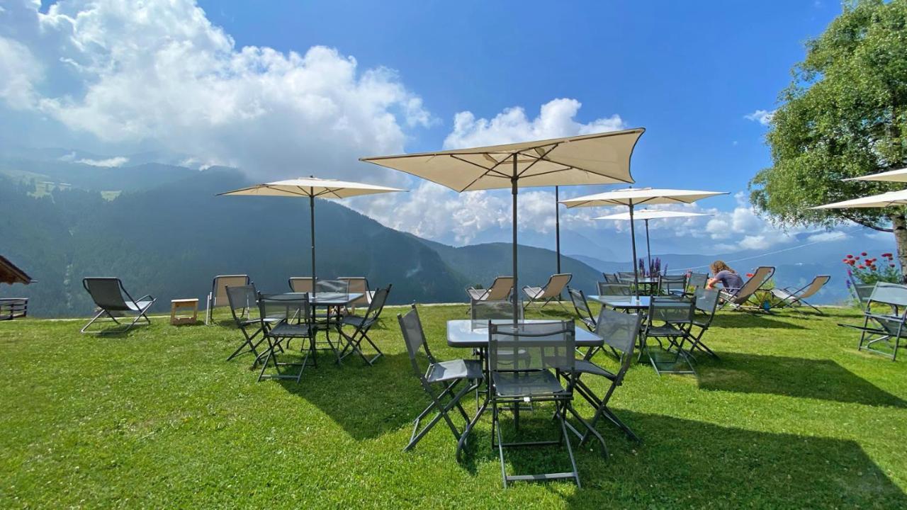 Locanda Ristorante Bar Del Lago Chamois Luaran gambar